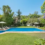 Holiday home Amplia Con Piscina Privada Ideal Familias Y Grupos Estepona