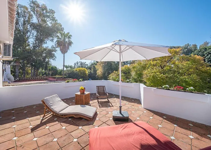 Banus 10 Minutos * Estepona