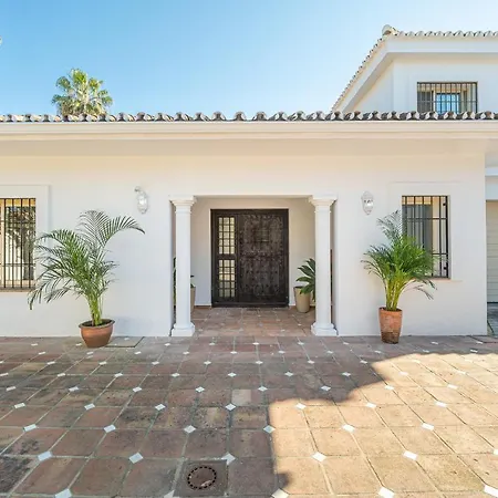 Banus 10 Minutos Nyaraló