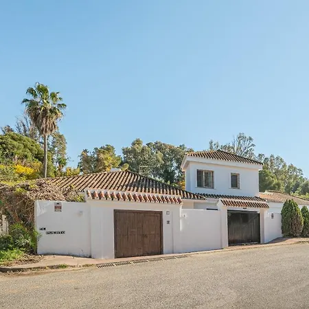 Banus 10 Minutos Tatil Evi