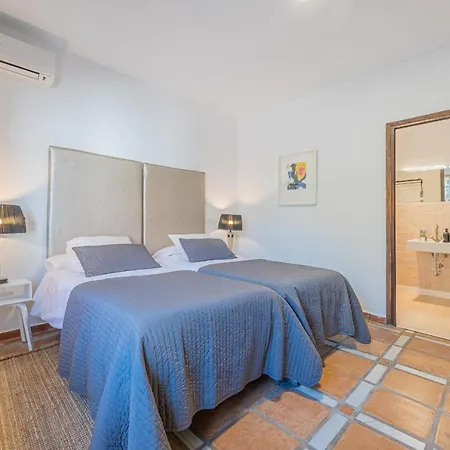Amplia Con Piscina Privada Ideal Familias Y Grupos Tatil Evi Estepona