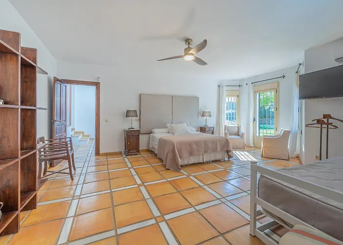 Holiday home Banus 10 Minutos