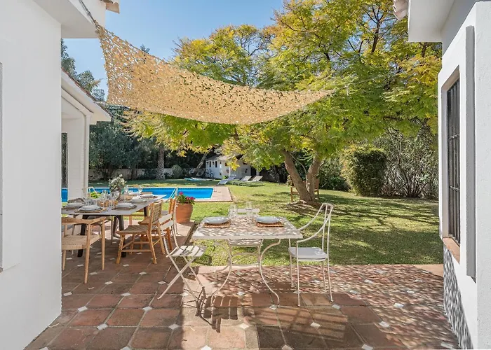 Banus 10 Minutos Эстепона