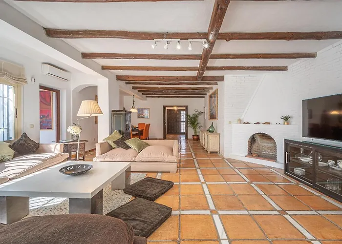 Banus 10 Minutos Эстепона