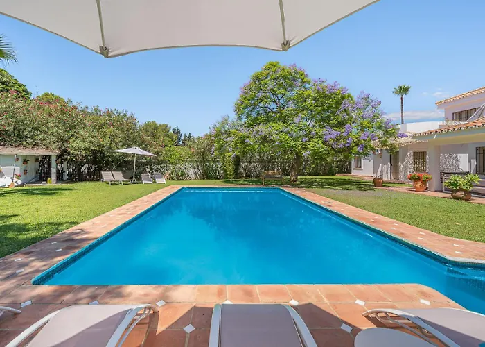 Banus 10 Minutos Holiday home *