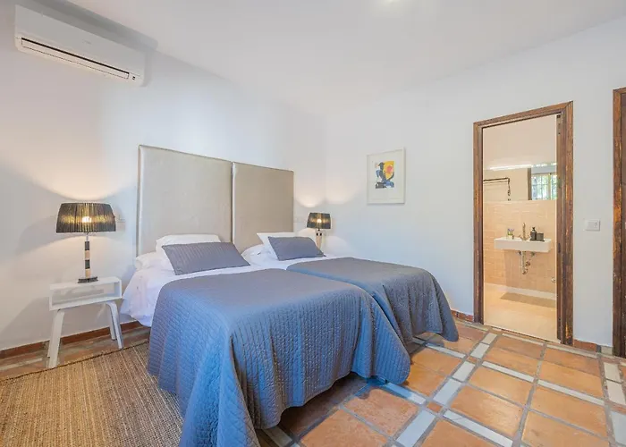 Banus 10 Minutos Сasa de vacaciones Estepona